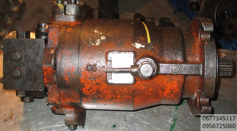 гидромотор МП-90. Применяется в гидростатической трансмиссия комбайна ДОН, Енисей, асвальтоукладчики, катки и другая уборочная, коммунальная техника. Коробка дон 1500,гидромотор коробки дон 1500